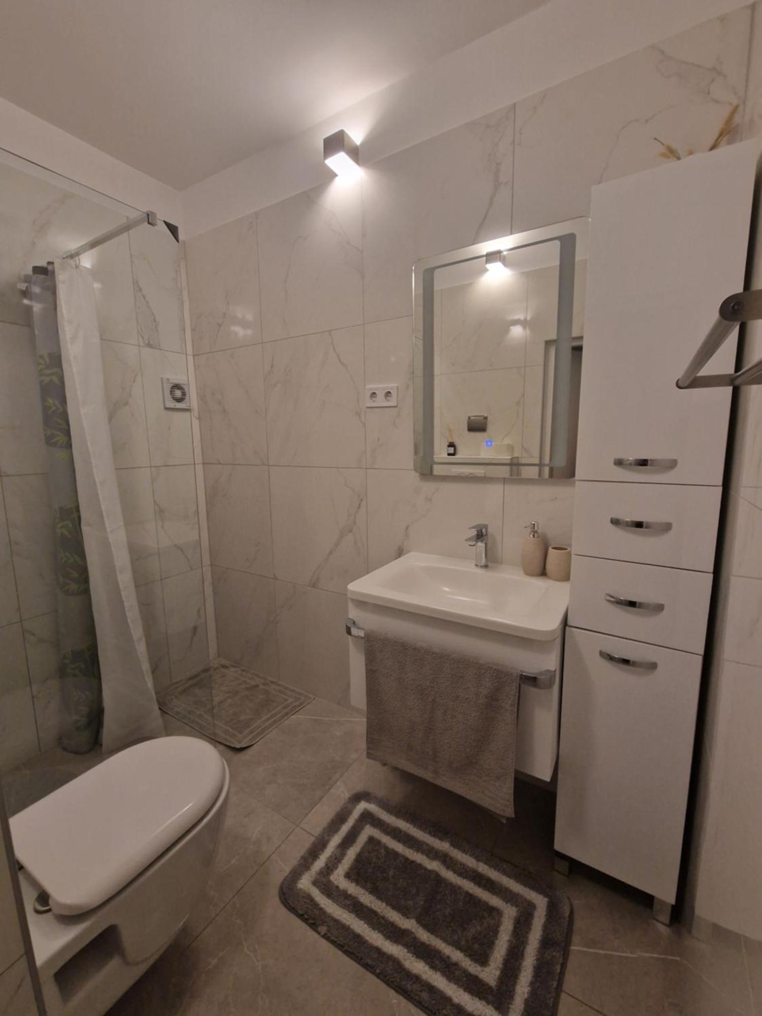 Apartment Eda พูลา ภายนอก รูปภาพ